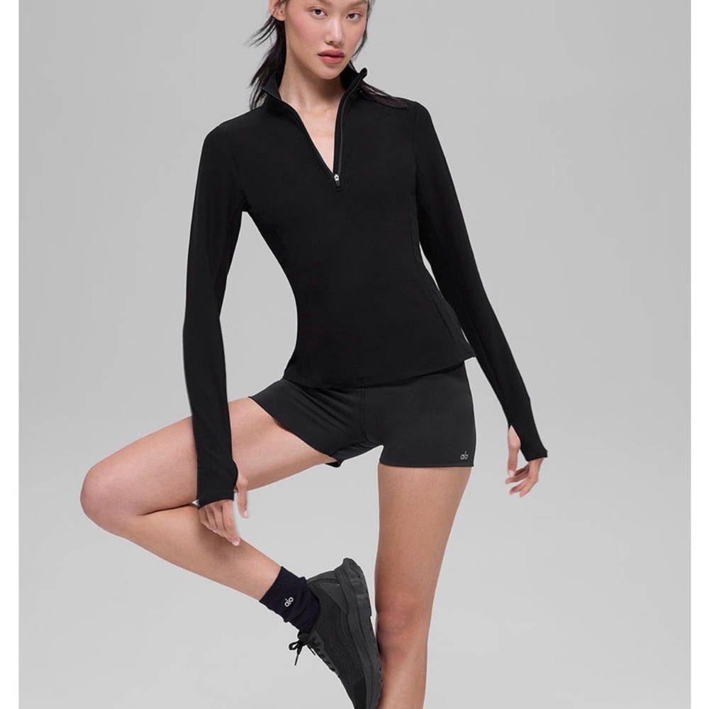 ALO Alosoft 1/2 Zip Rapid Pullover - Picture 2 of 2